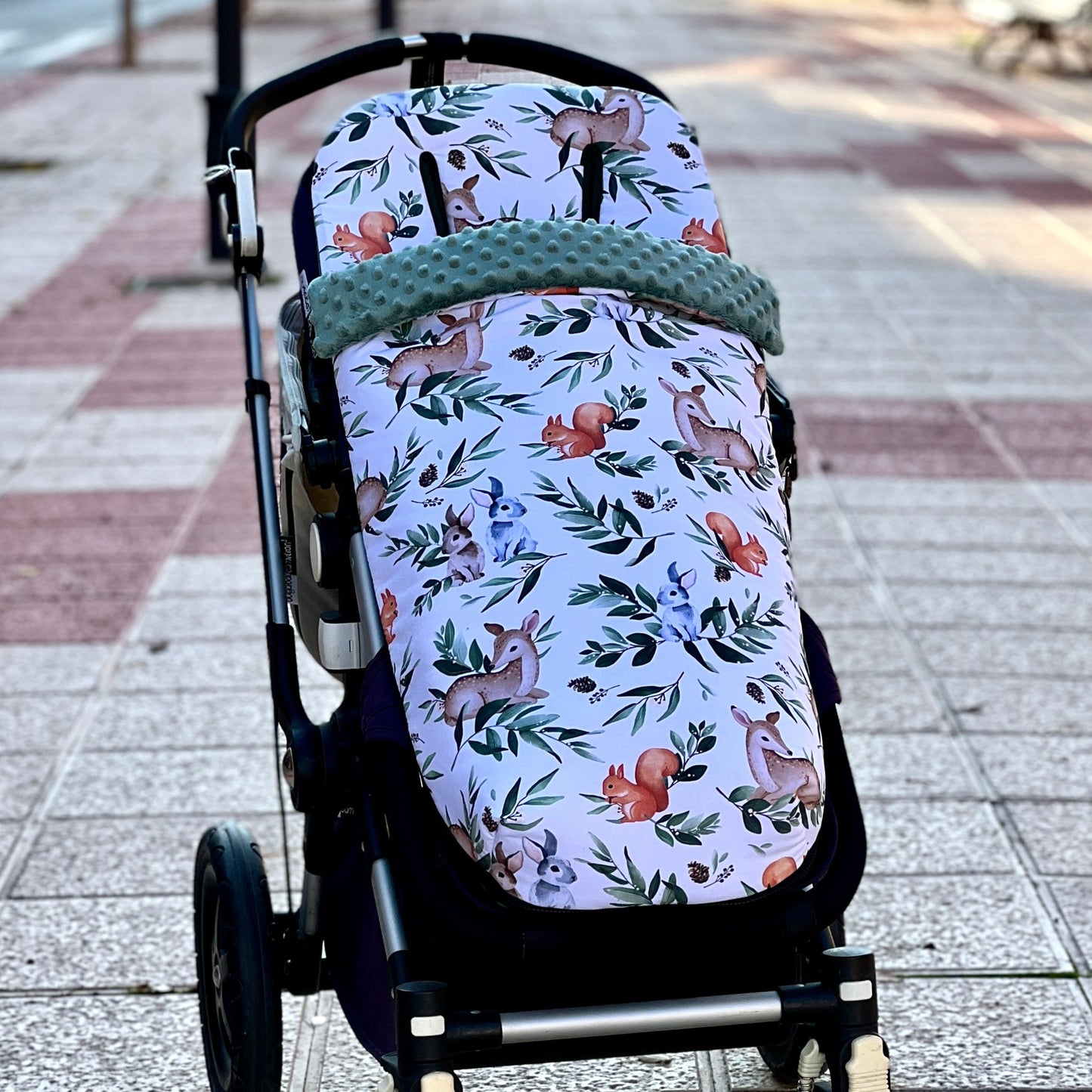 Saco silla de invierno colección "Ciervo, ardilla, conejo"